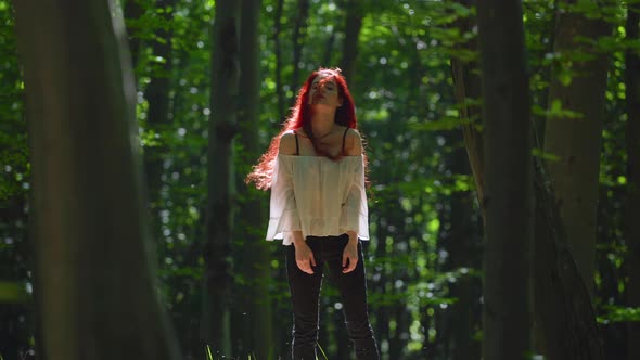 Girl flipping her hair alt