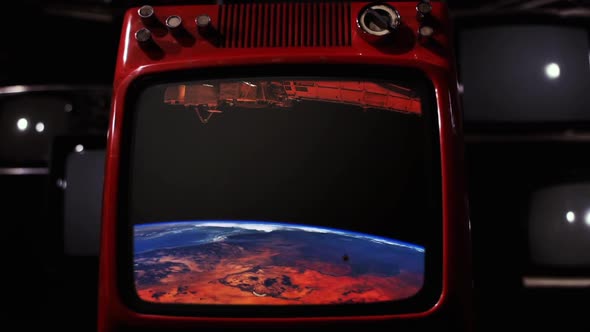 ISS Crossing Africa On a Retro TV. alt
