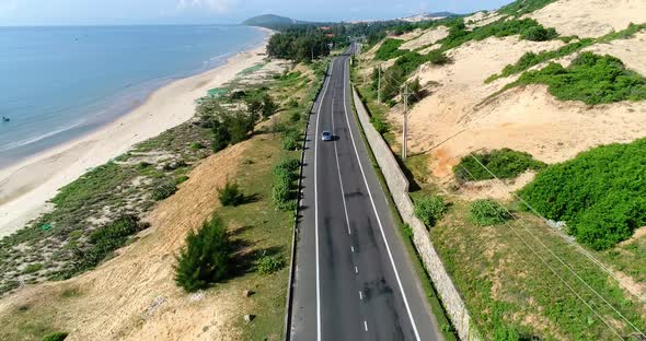 Car Run Sea Roads Phan Thiet Viet Nam alt