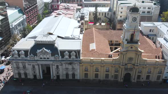 National historical museum and Post Office (Santiago, Chile) aerial view alt