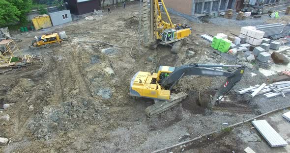 Boer Bore the Ground alt