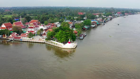 Aerial View of Wat Poramai Yikawat or Wat Paramaiyikawat in Koh Kret Nonthaburi Thailand alt