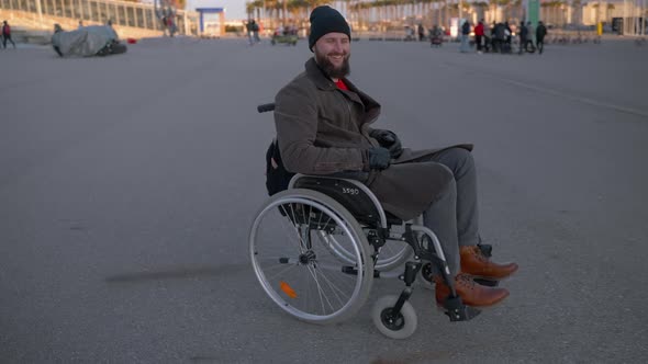 Happy Handicapped Man in the City alt