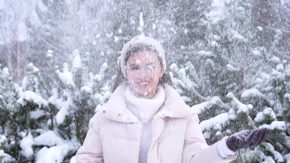 Portrait of a Beautiful Young Woman alt