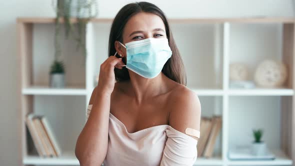 Covid Protection Happy Female Patient Vaccination alt