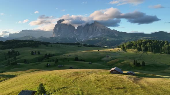 Sunrise on the Seiser Alm in the Dolomites mountains alt