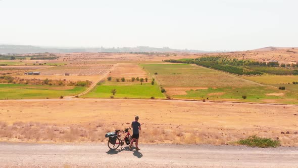 Sportman Drink Water In Hot Day alt
