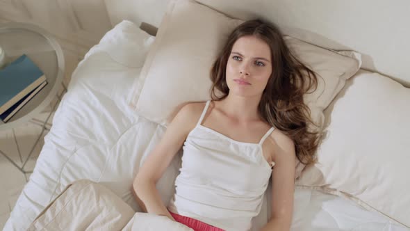 Morning in the Bedroom Where the Girl Woke Up alt