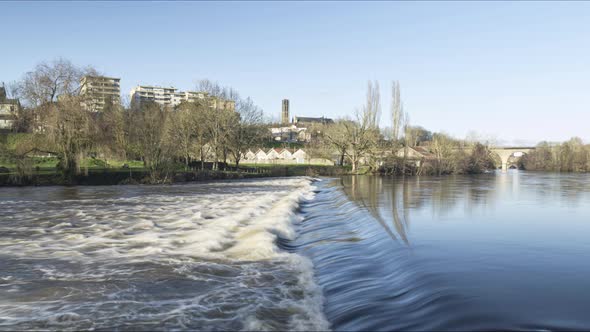River WaterFall in front of Limoges Cathedral Saint Etienne Timelapse alt