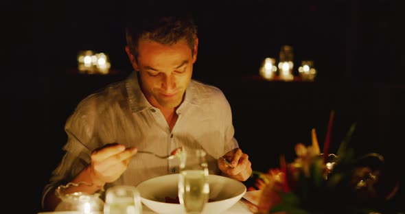 Couple Enjoying Romantic Dinner alt