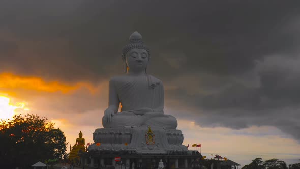 Beautiful Sunset On The Back 2 alt