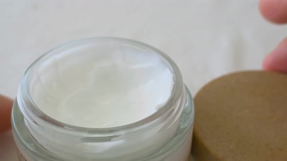 Open a Jar of Cream alt