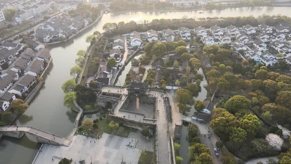 Suzhou Garden, Aerial China, Pan men alt