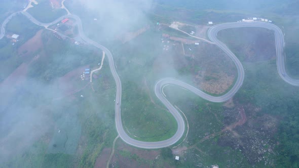 Aerial view Winding road, the way up the mountain to Phu Thap Boek, Phetchabun, Thailand alt