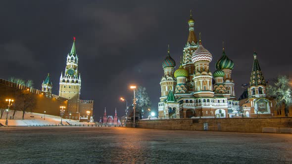 Moscow Kremlin Timelapse Hyperlapse with Spasskaya Tower and Cathedral of St alt