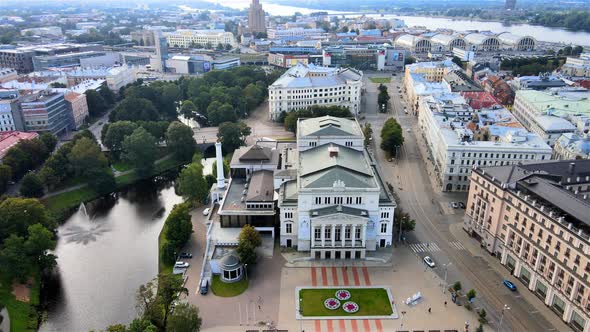 Riga opera house alt