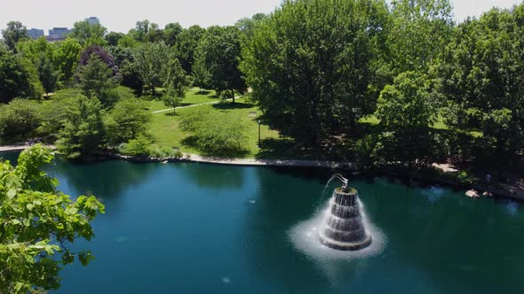 Goodale Park is a public park in the Victorian Village area of Columbus, Ohio. Donated to the city i alt