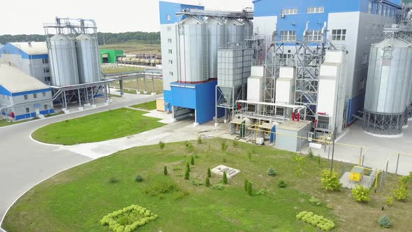 Grain elevator for storage of agricultural crops. Aerial view. alt
