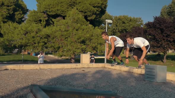 Free to move and live alt