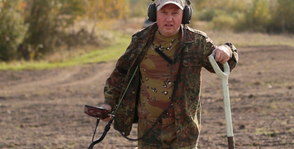 In Search Of Treasure (4 in 1)  alt