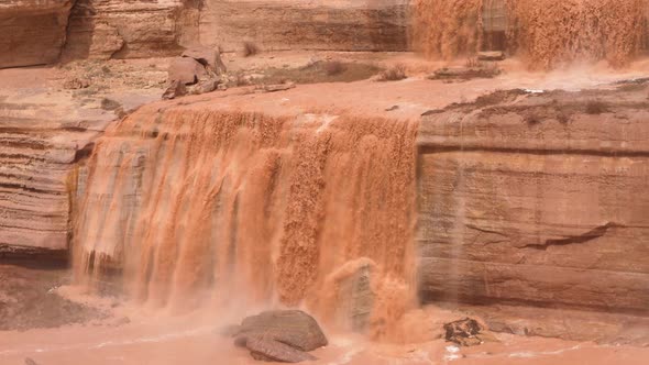 Grand Falls in Arizona alt