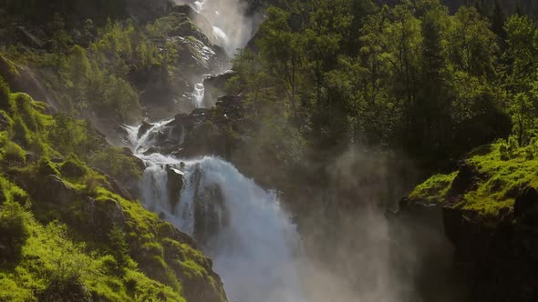 Latefossen is One of the Most Visited Waterfalls in Norway and is Located Near Skare and Odda alt