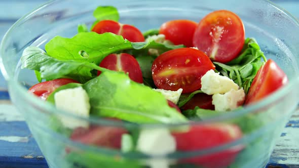 Fresh vegetables in bowl alt