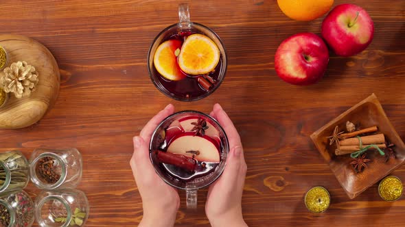 Mulled Wine in Glasses Top View Gluhwein Closeup alt