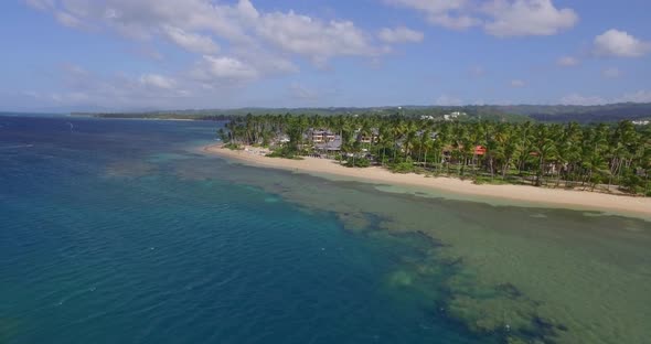 Turquoise blue waters in the waters of the terrenas, Stock Footage