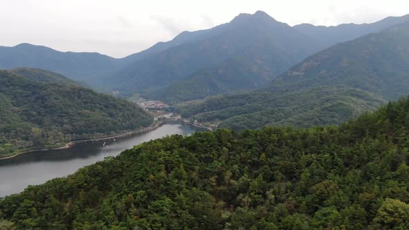 Gyeongsangbuk Do Gumi City Gyeongbuk Provincial Park Geumosan Reservoir Scenery