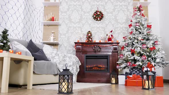 Beautiful White Christmas Decor alt