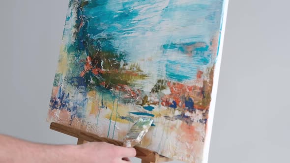 Slow Motion 240 Fps Close Up of the Hands of a Professional Artist Who Paints Abstract Paintings alt