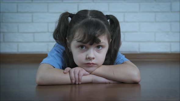 Have a rest on the floor. alt