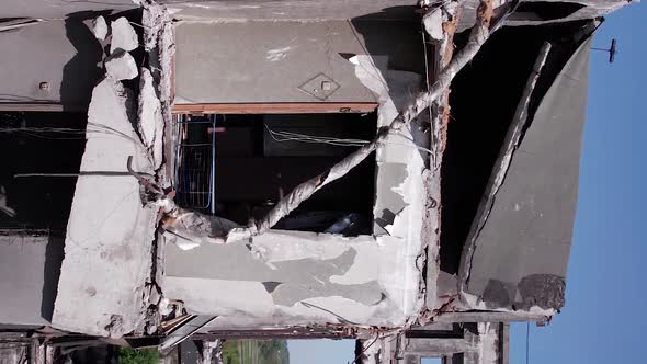 Vertical Video of a Bombedout House in Borodyanka Ukraine alt