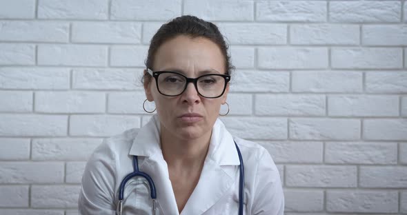 Stressed Therapist at Work alt