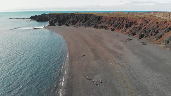 Famous Reynisdrangar Rock Formations at Black Reynisfjara Beach alt
