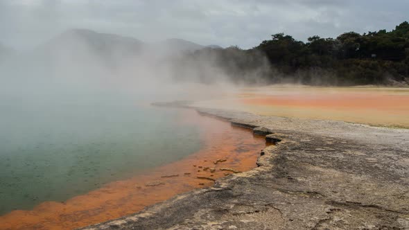 Champagne Pool from Wai-O-Tapu Park, New Zealand alt