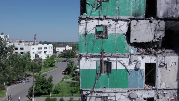 War in Ukraine  Destroyed Building in Borodyanka alt