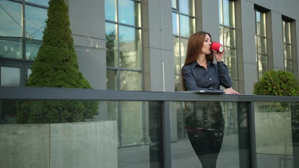 Concept of Visibility Women in Business Entrepreneurship Female Empowerment alt