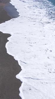 Vertical Video Sea Near the Coast  Closeup of the Coastal Seascape alt