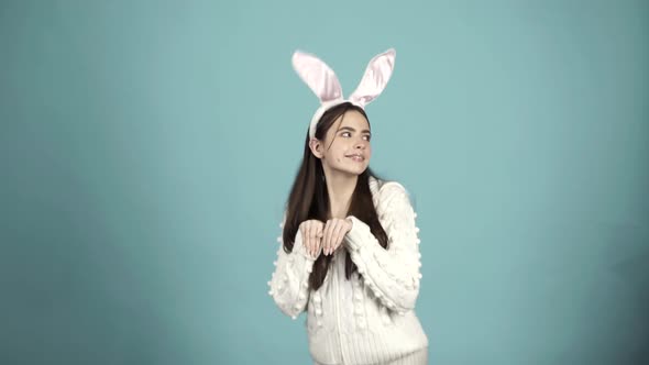 Easter Bunny Couple alt