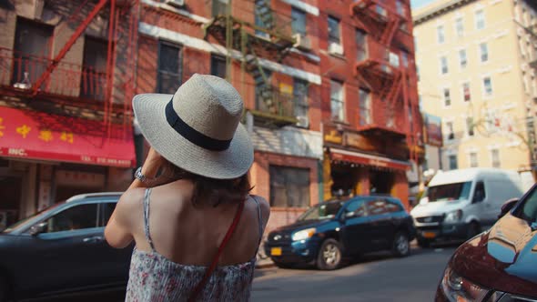 Attractive girl in Chinatown in New York City alt