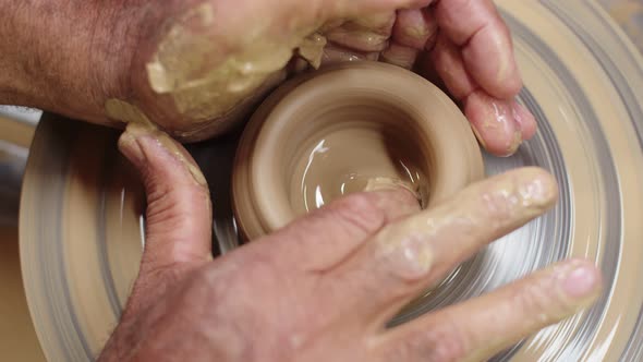 Глина, которая защищает: как сделать оберег из глины своими руками и не прогадать с магией