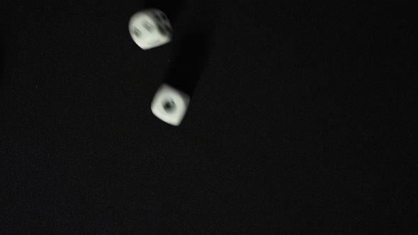 One more throwing dices moment with random outcomes. alt