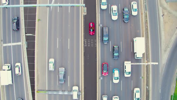 Multiple Lanes Traffic alt