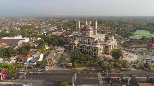 Mosque in Indonesia alt