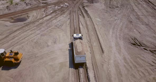 The Work of Loading Equipment in the Sand Quarry