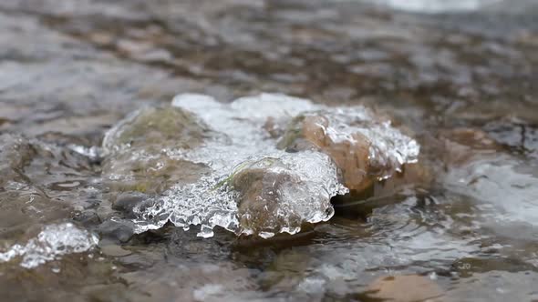 Beautiful Aerial Shot of the Frozen River Winter alt