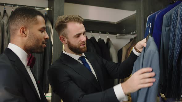 The Groom are Choose the Right Suit for the alt