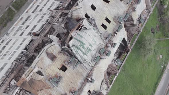 Vertical Video of a Damaged House During the War in Ukraine alt